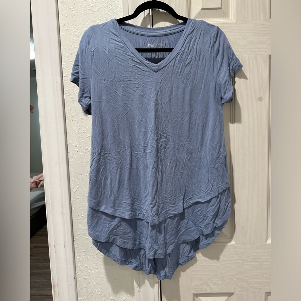 Latched Mama Nursing Shirt size M